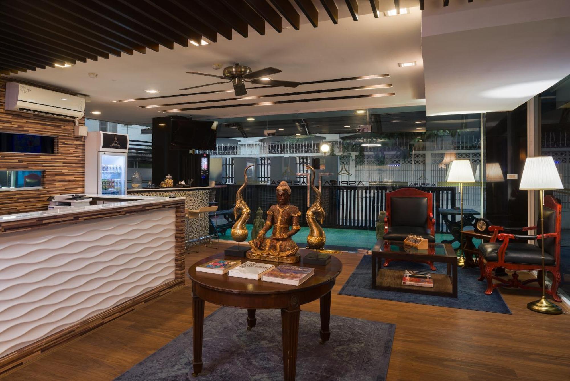 Aspira Suites Sukhumvit 20 Bangkok Esterno foto