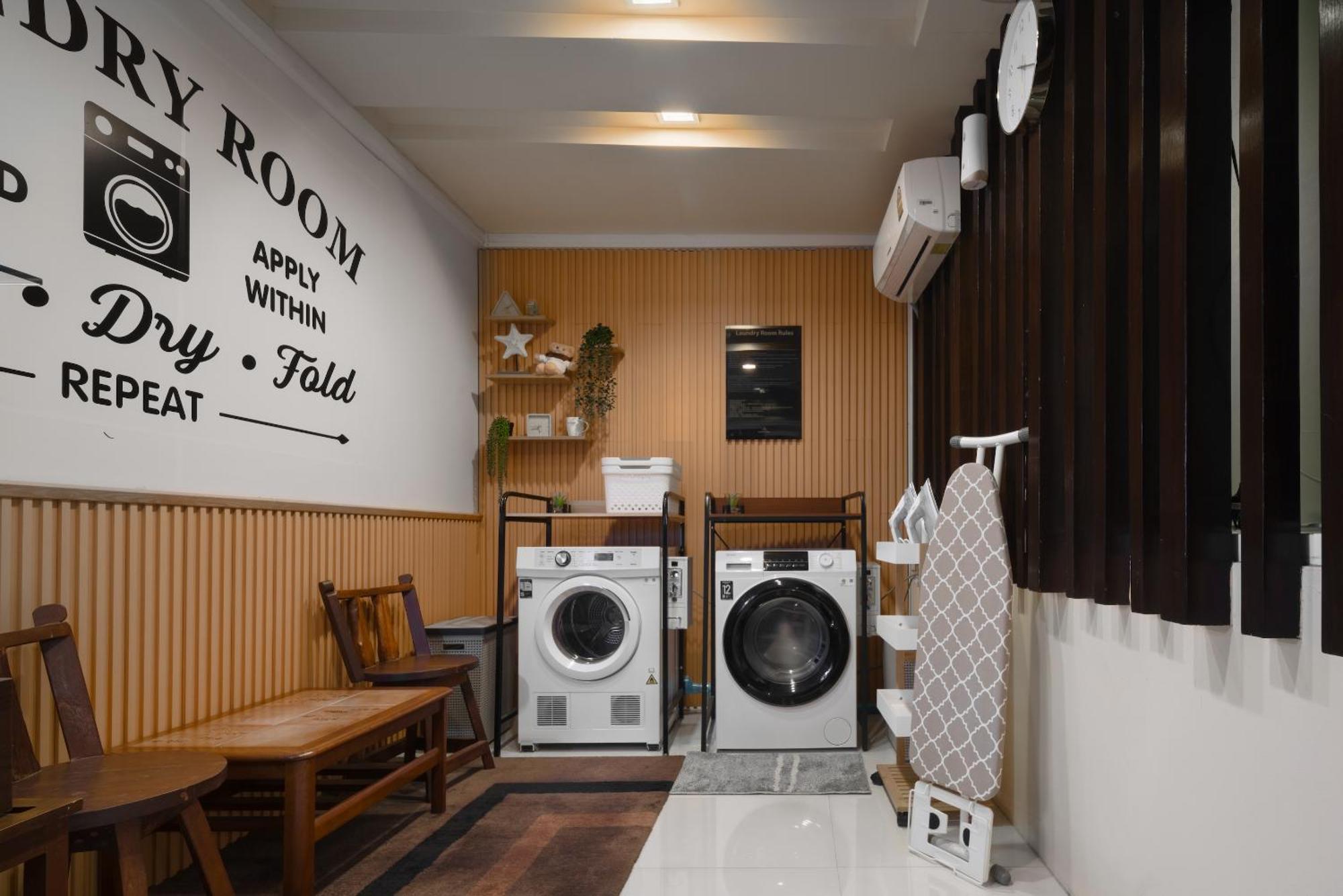 Aspira Suites Sukhumvit 20 Bangkok Esterno foto