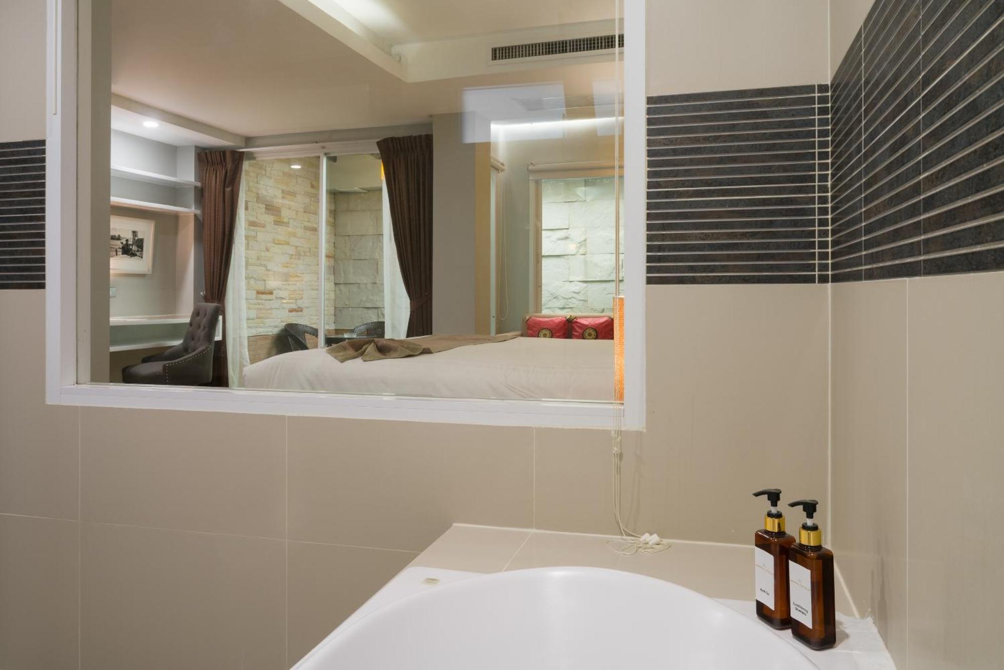 Aspira Suites Sukhumvit 20 Bangkok Esterno foto