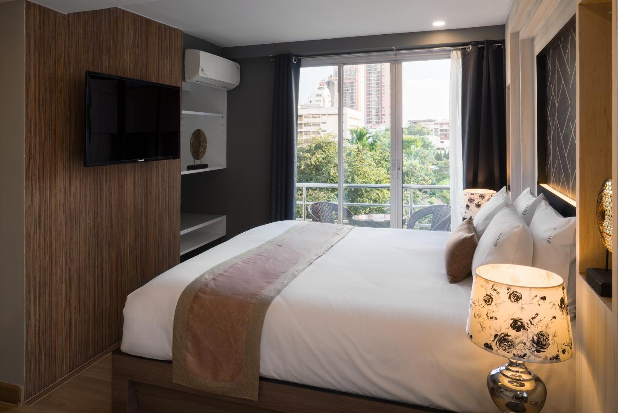 Aspira Suites Sukhumvit 20 Bangkok Esterno foto